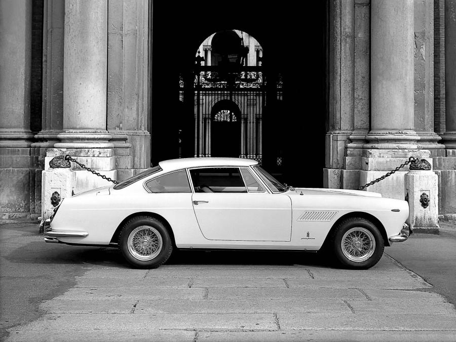  Ferrari 250 GT 2+2 Coupe (Series I-II) 1960 года  (фото 7 из 21)